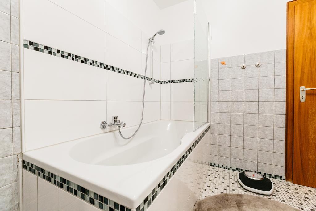 Apartments ניאוס חדר תמונה