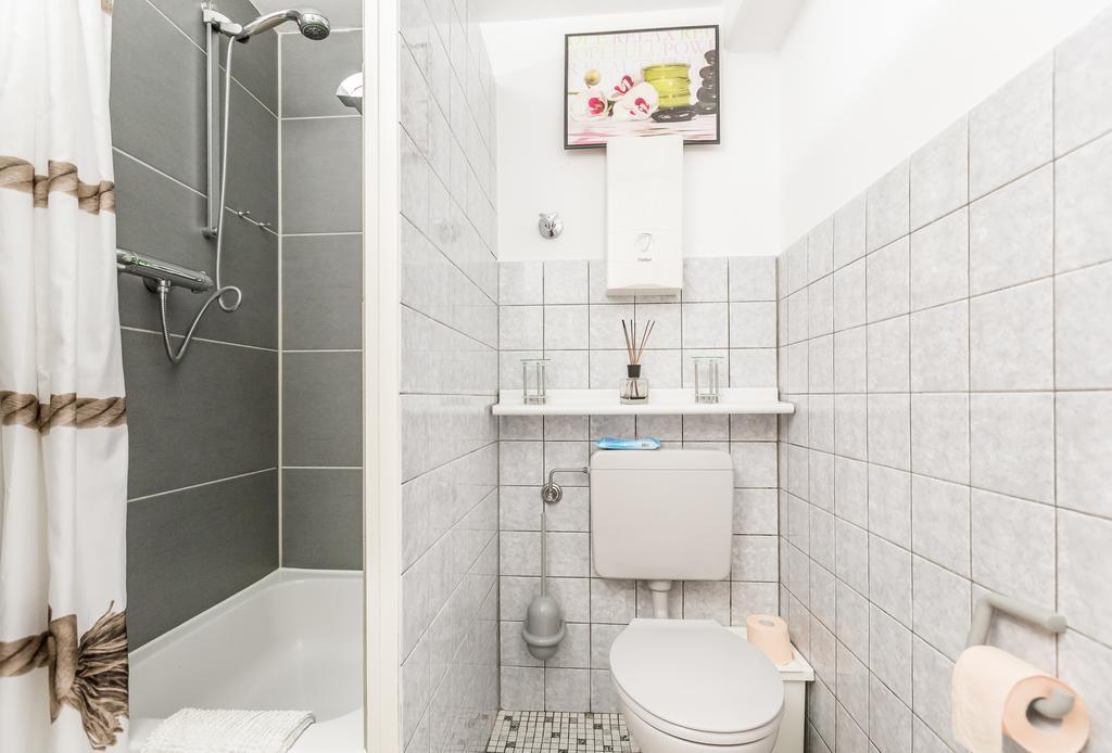 Apartments ניאוס חדר תמונה