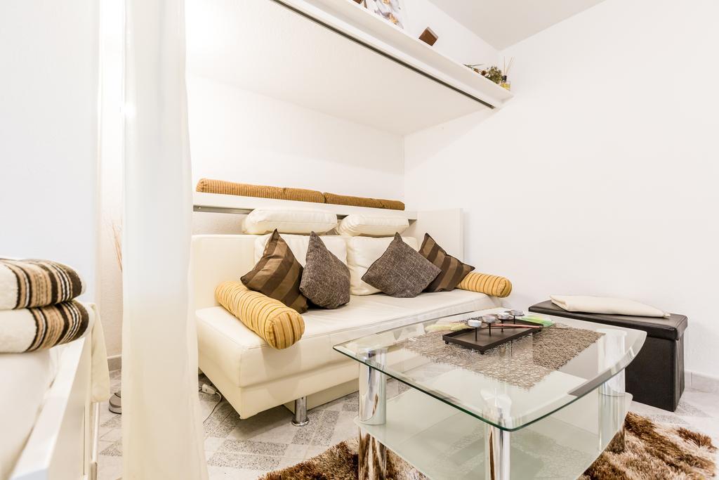 Apartments ניאוס חדר תמונה